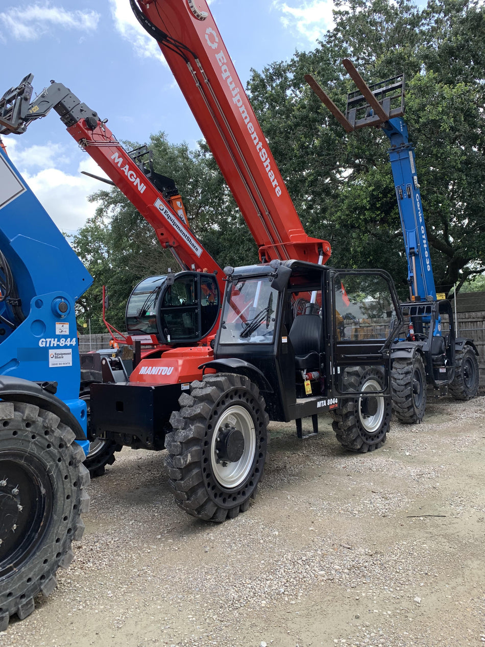2021 MANITOU MTA8044