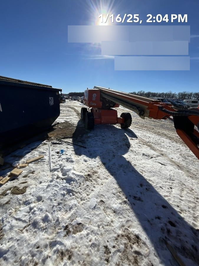 2023 JLG 660SJ