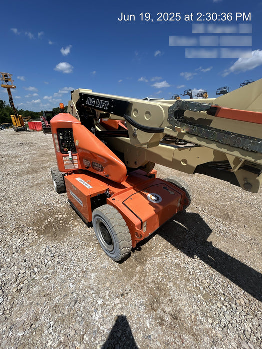 2020 JLG E400AJPN