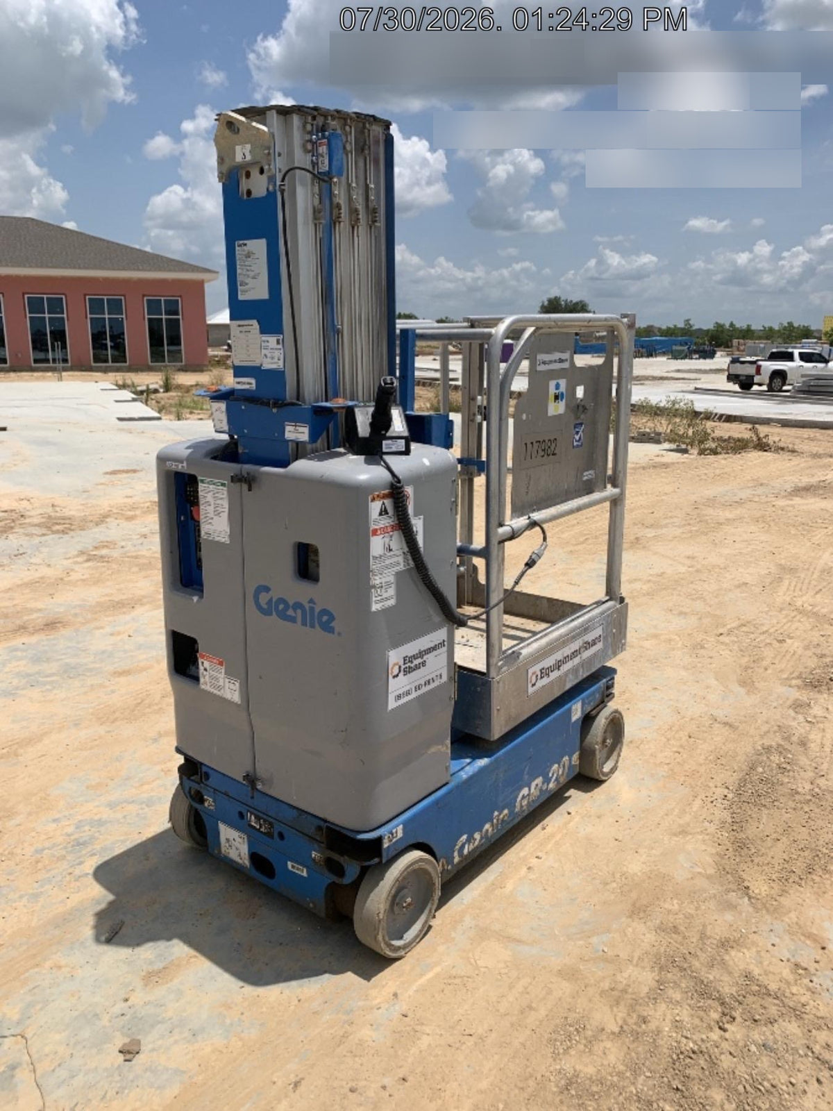 2020 GENIE GR-20
