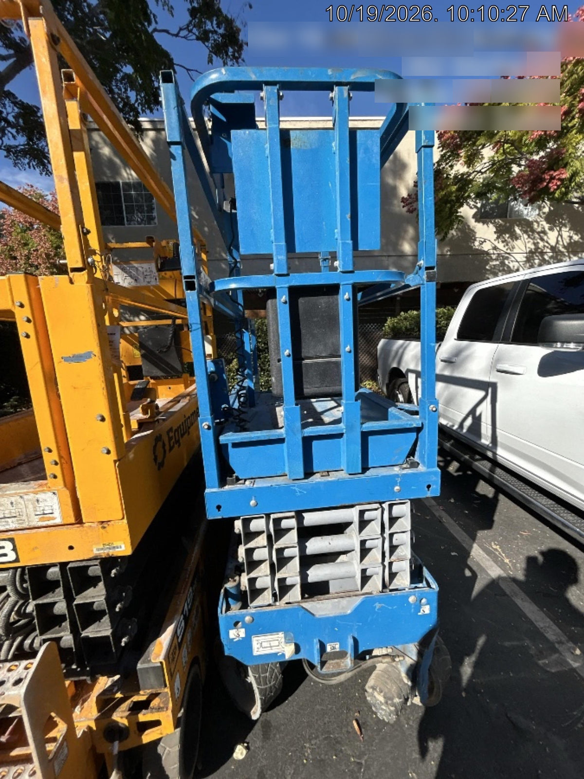 2020 Genie GS-1930 Solid Non Marking Tires, Beacon, Folding rails with half height swing gate, 800W Inverter