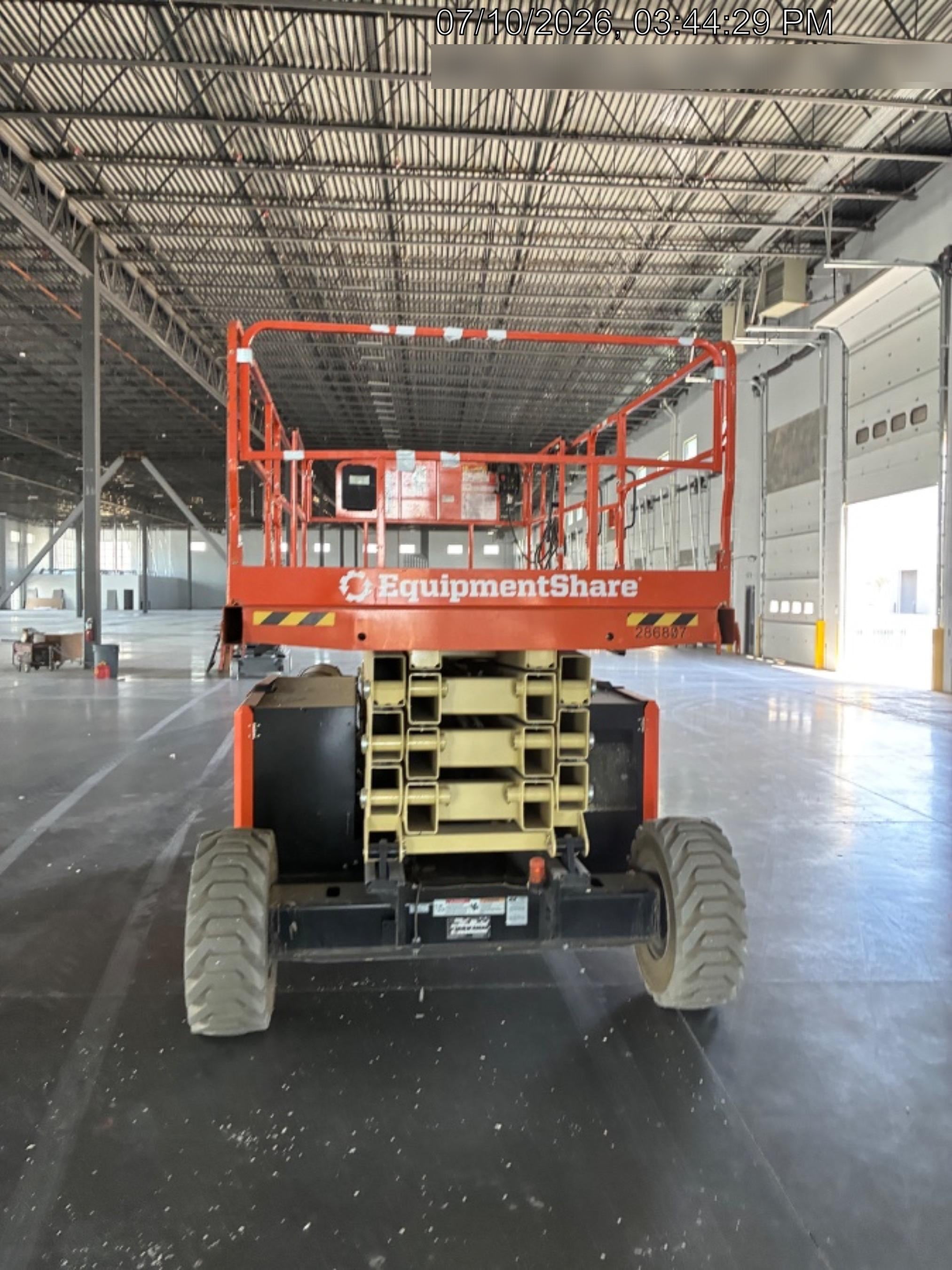 2022 JLG RT4394