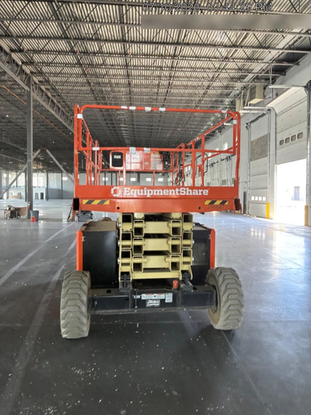 2022 JLG RT4394
