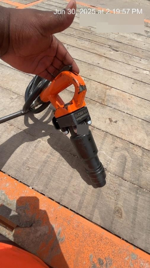 2024 MICHIGAN PNEUMATIC ES-CH3R-TRACKER