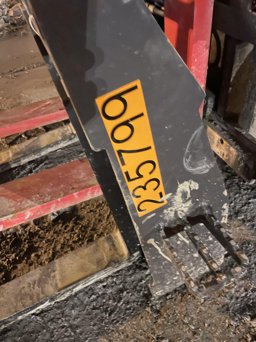 2022 PALADIN 48" Pallet Forks - Paladin