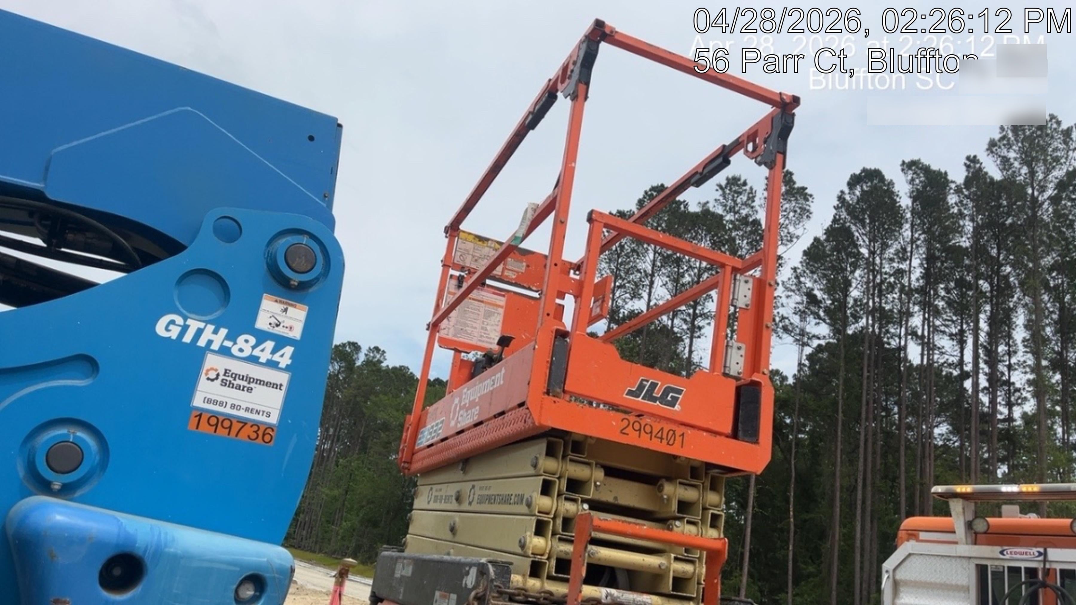 2023 JLG ES1932