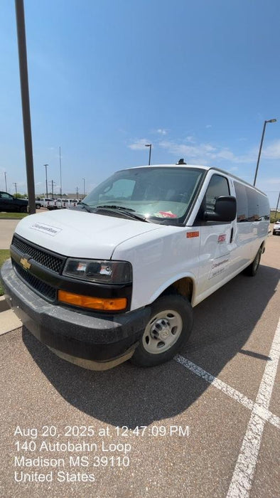 2023 CHEVROLET Express Van - Rental