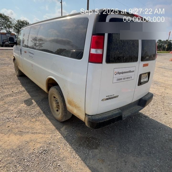 2023 CHEVROLET Express Van - Rental