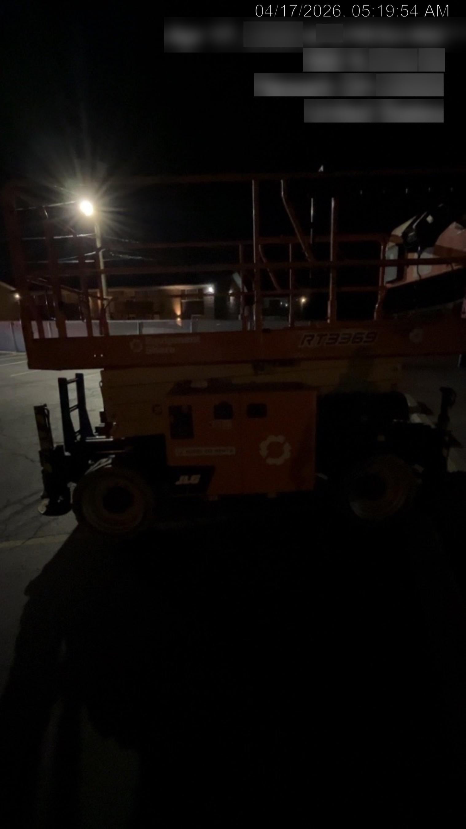 2022 JLG RT3369