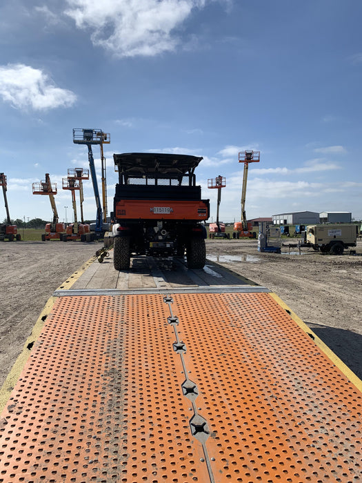 2020 Kubota RTV-X1140W-H Canopy, 4-Seater, Diesel, Windshield Acrylic Clear, Strobe Light, Backup Alarm