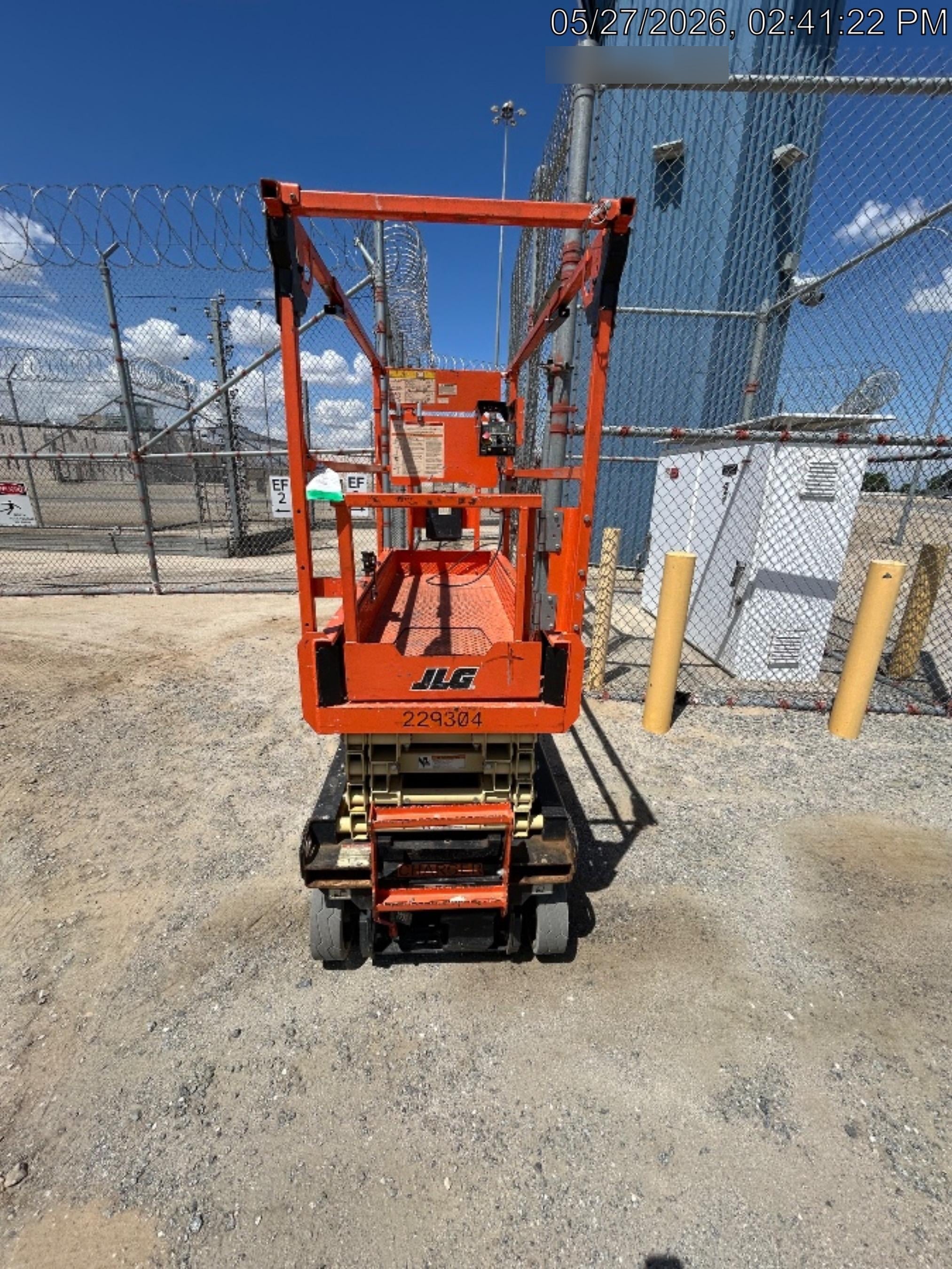 2022 JLG ES1932