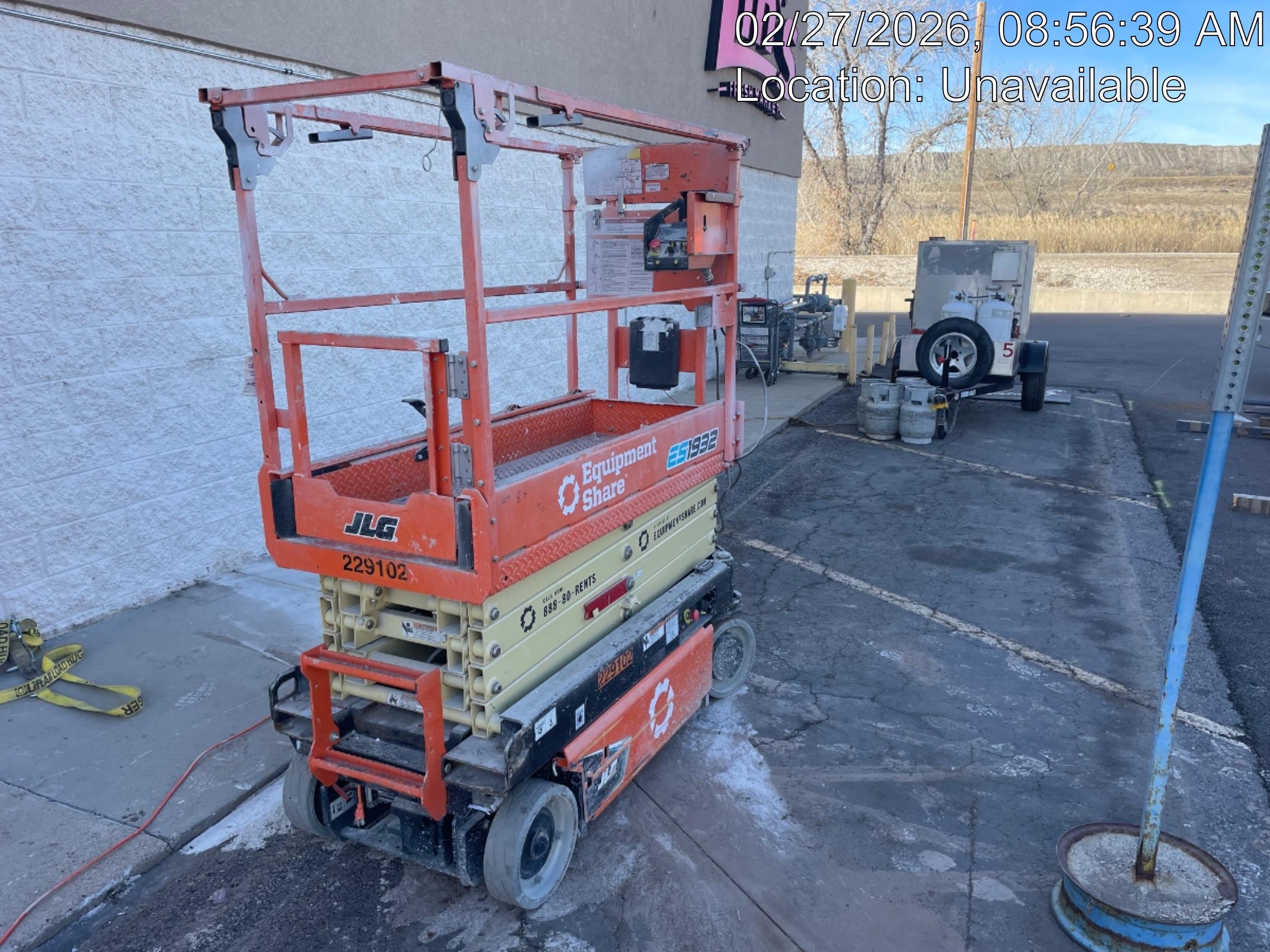 2022 JLG ES1932