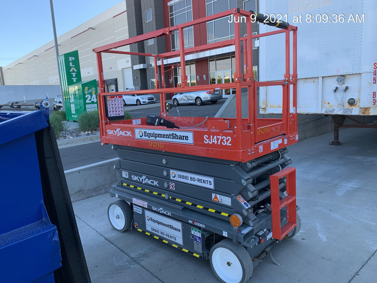 2021 SKYJACK SJ4732