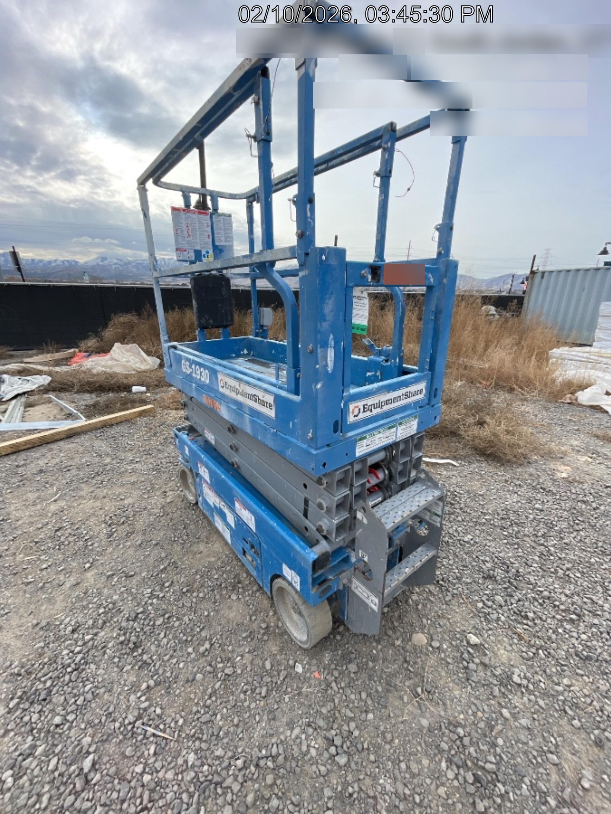 2020 Genie GS-1930 Solid Non Marking Tires, Beacon, Folding rails with half height swing gate, 800W Inverter