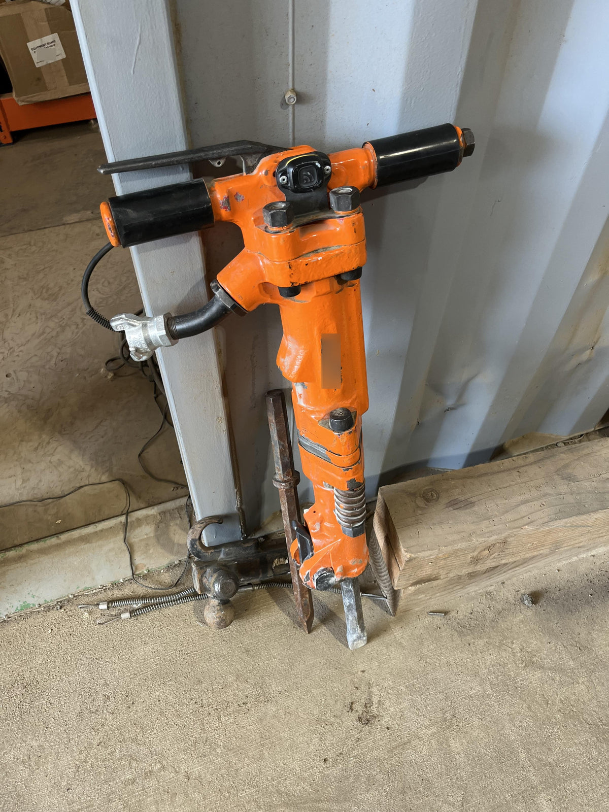 2022 MICHIGAN PNEUMATIC ES-TPB60-118-TRACKER
