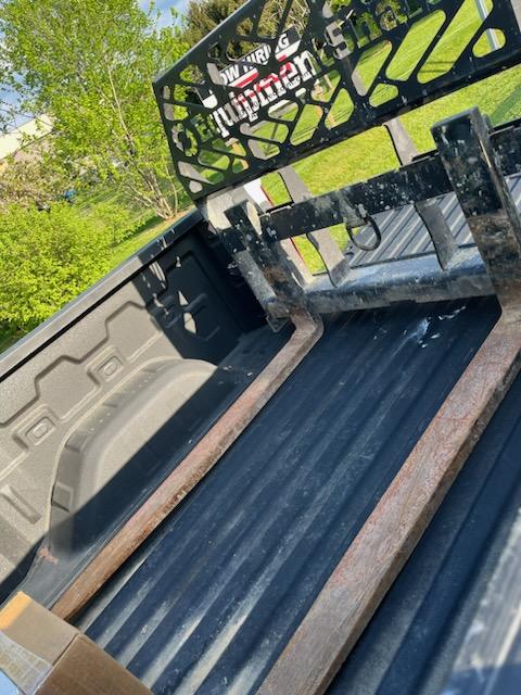 2022 PALADIN 48" Pallet Forks - Paladin