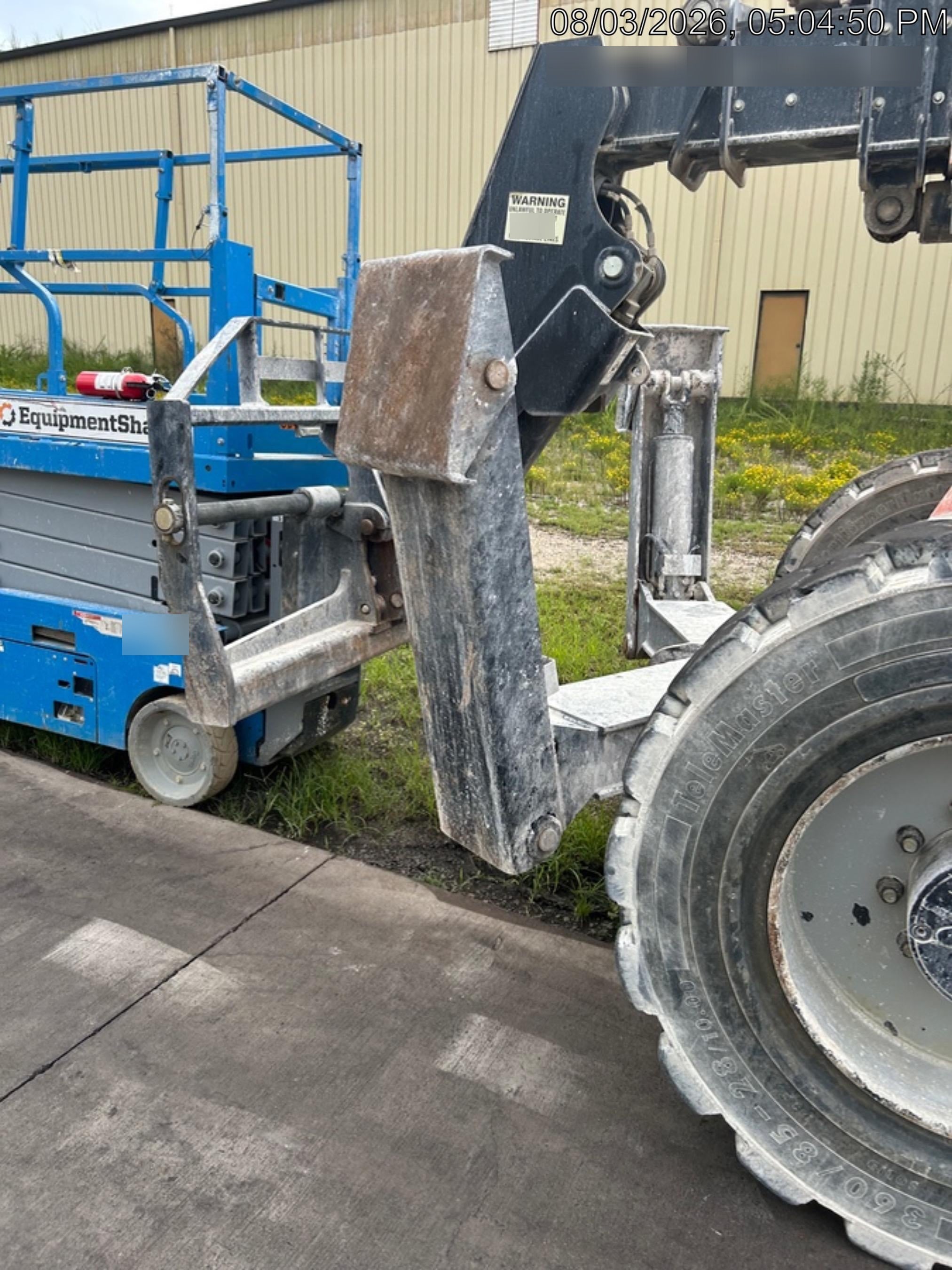 2023 GENIE GS-2632