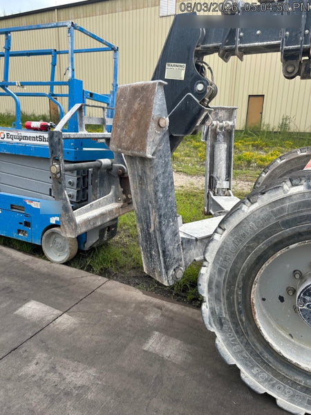 2023 GENIE GS-2632