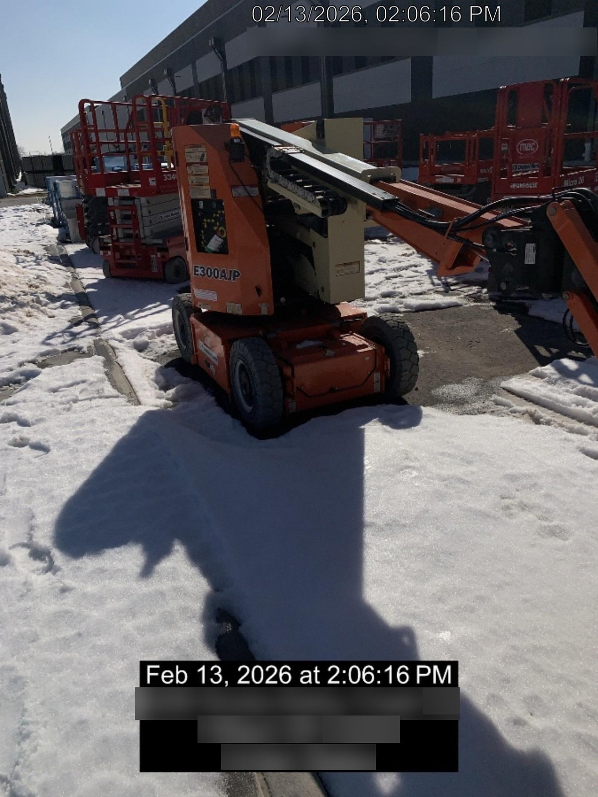 2019 JLG E300AJP