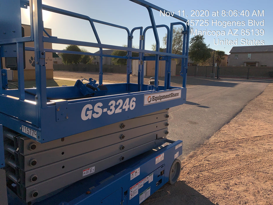 2020 Genie GS-3246 Standard, Folding full height swing gate