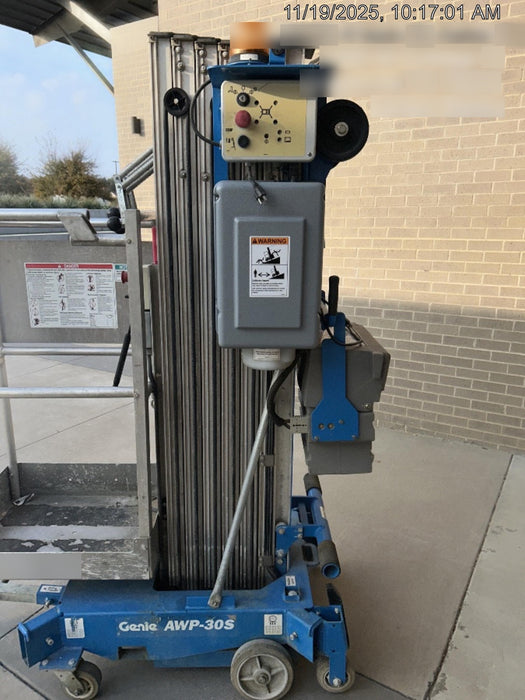 2020 GENIE AWP-30S