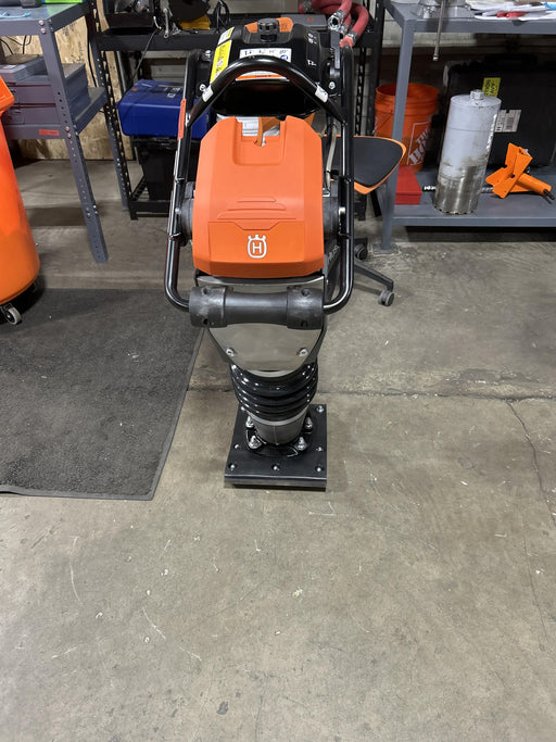 2025 HUSQVARNA LT6005