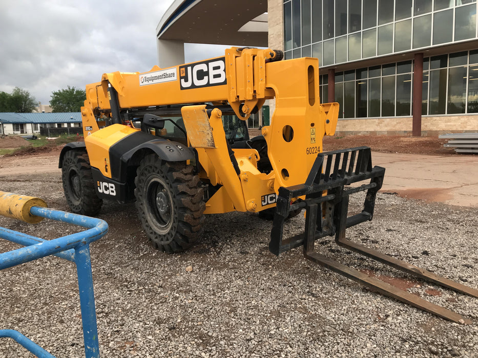 2020 JCB 510-56 Cab/Heat/Air, 74 HP, Solid Tires, STD Worklight, Beacon, Aux Hydraulics, Lifting Eye, Back up Alarm w/66" Carriage/60" Forks