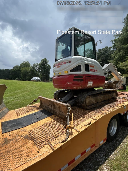 2022 TAKEUCHI TB235-2CR
