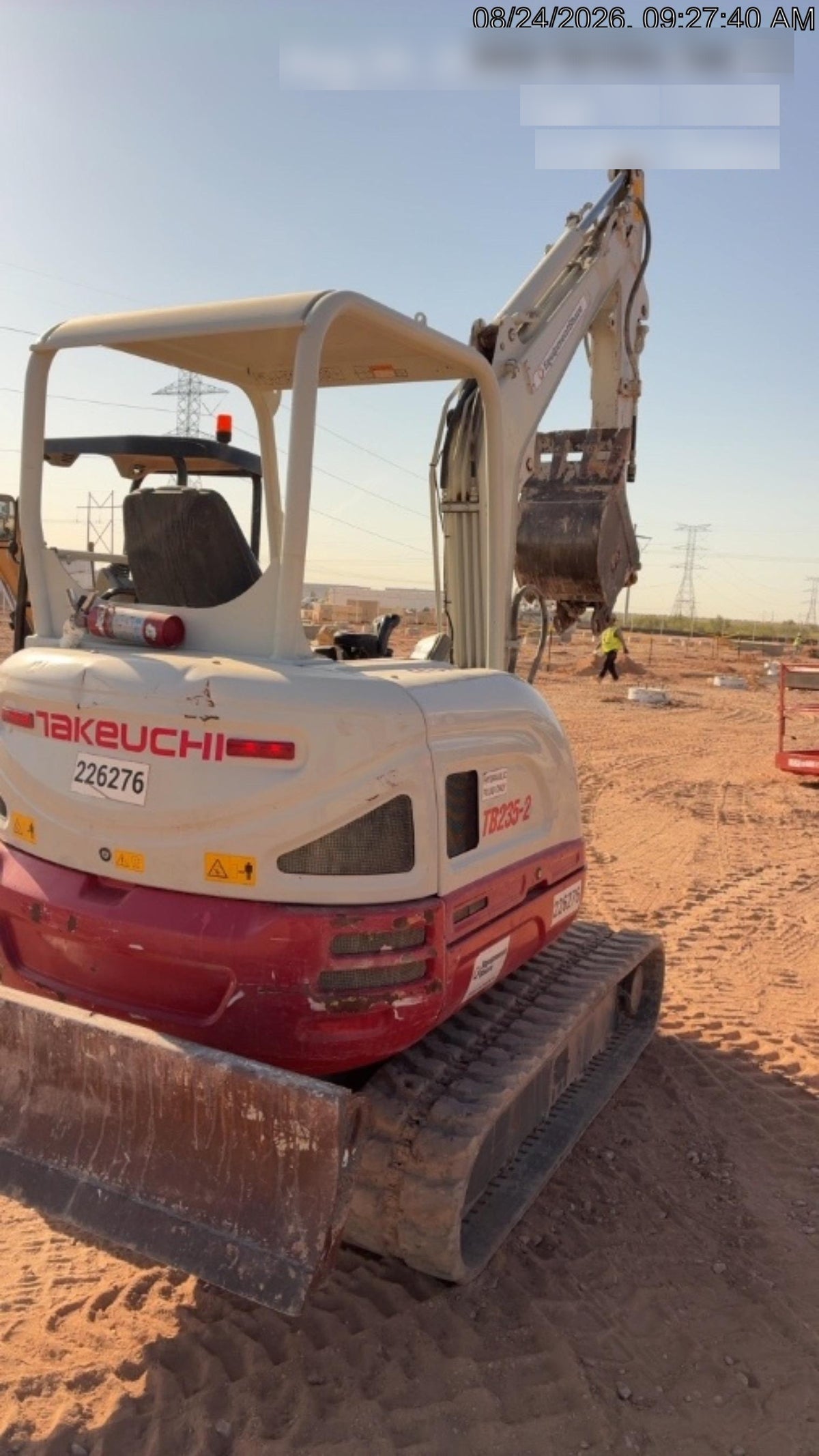 2022 TAKEUCHI TB235-2R