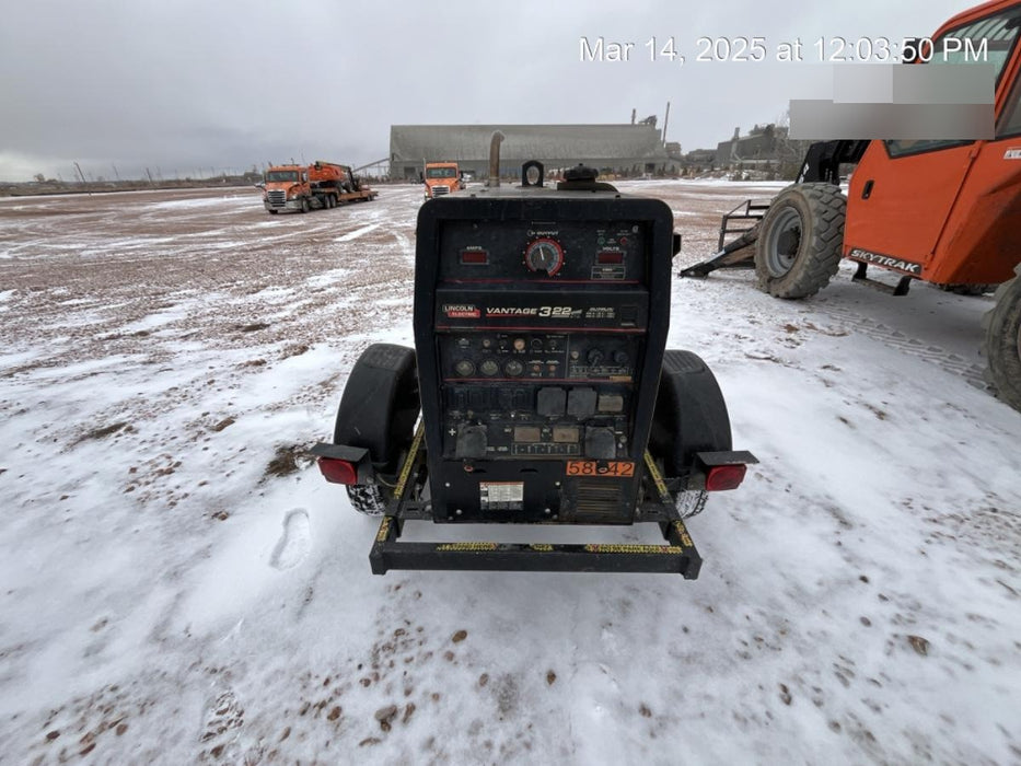 2019 Lincoln Electric Vantage 322 Welder Ready-Pak 3, Two wheel trailer, Fender and Light kit, Cable Rack