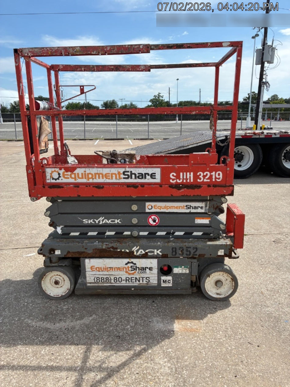 2018 SKYJACK SJIII-3219