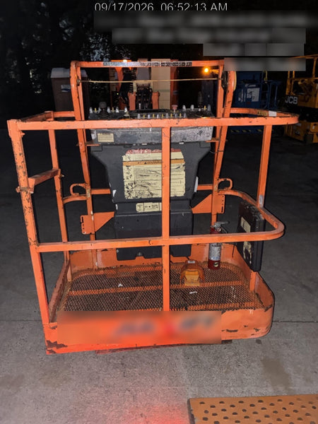 2019 JLG E300AJP