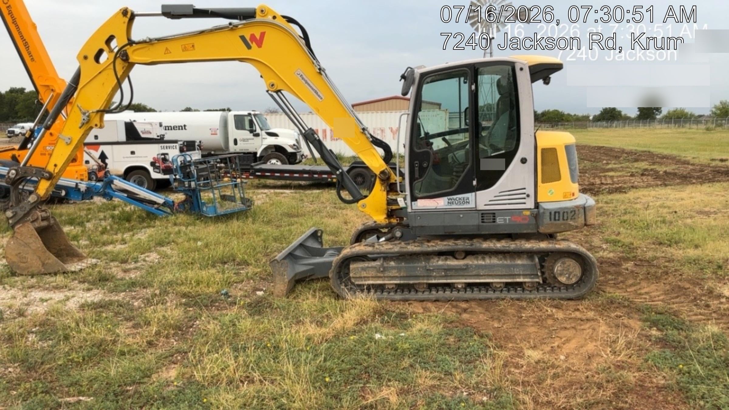 Wacker Neuson ET90 Wacker Neuson ET90 w/TRK, CAB, Bucket