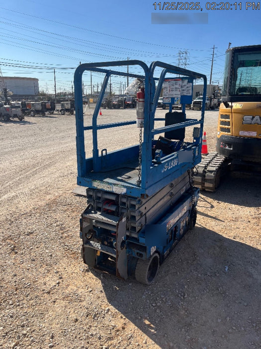 2019 Genie GS-1930 Fixed Rails with Chain Entry