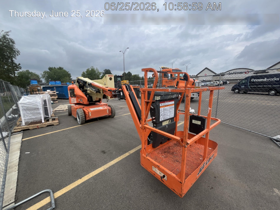 2019 JLG E400AJPN
