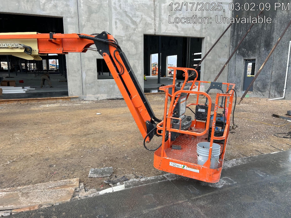 2019 JLG 660SJ