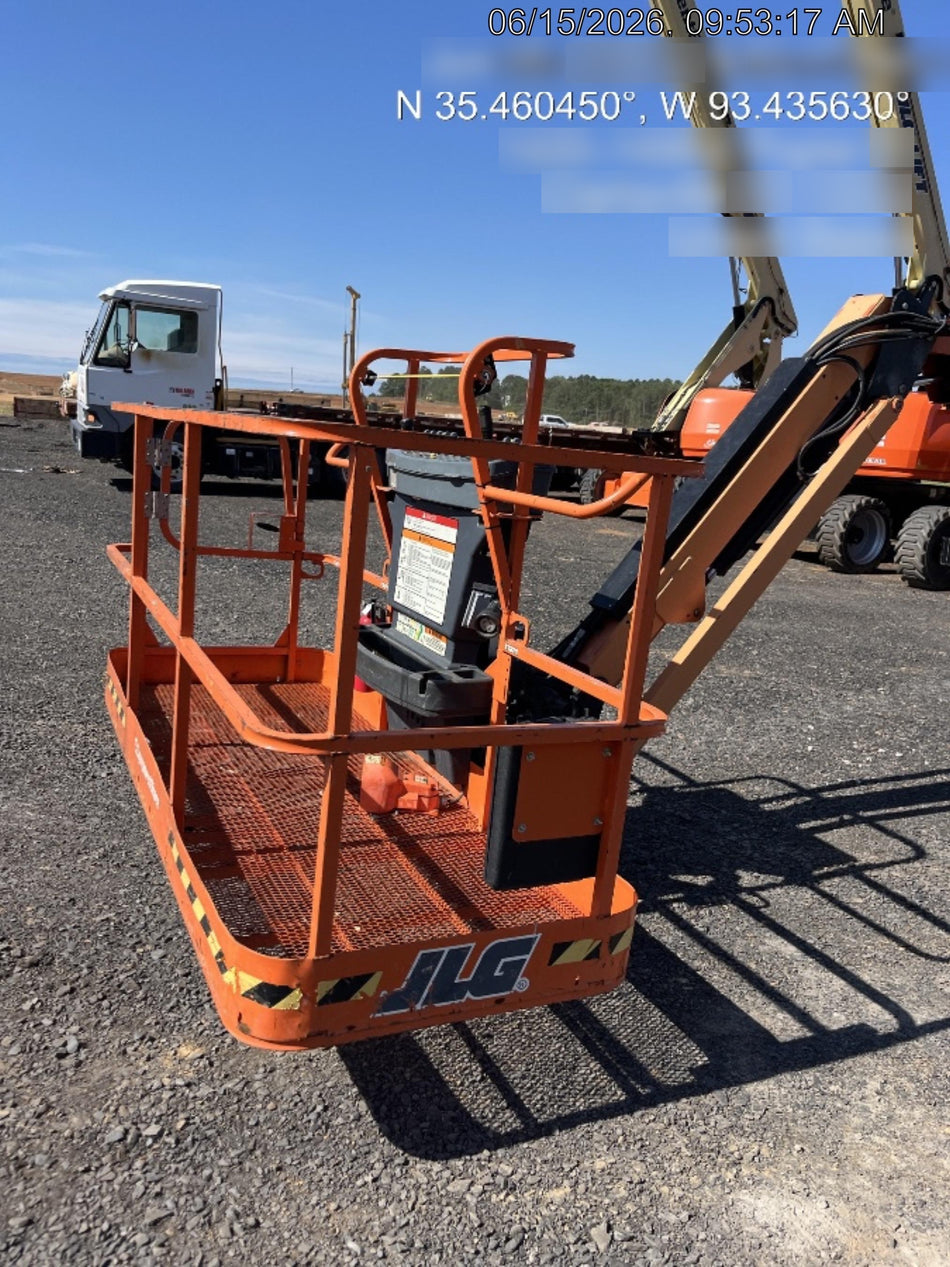 2022 JLG 860SJ