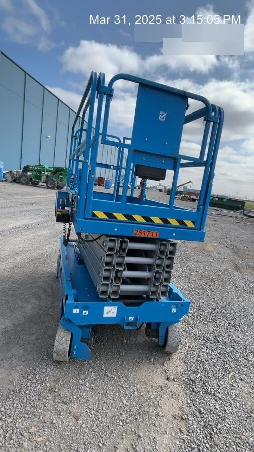 2022 GENIE GS-3246