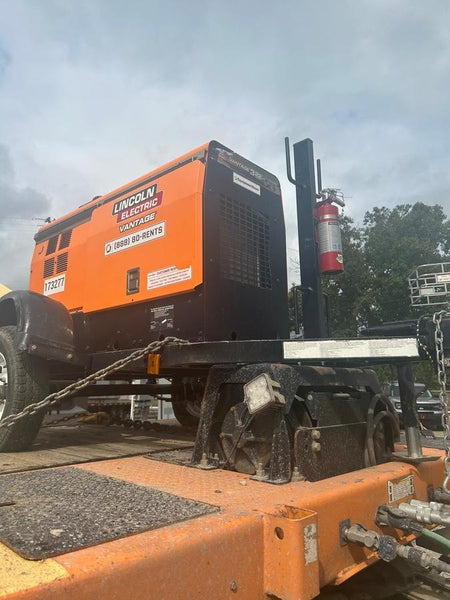 2021 Lincoln Electric Vantage 322 Vantage 322 Ready Pak 3 w/ Decals, ORANGE (includes trailer, cable rack, fender light kit) NO Telematics