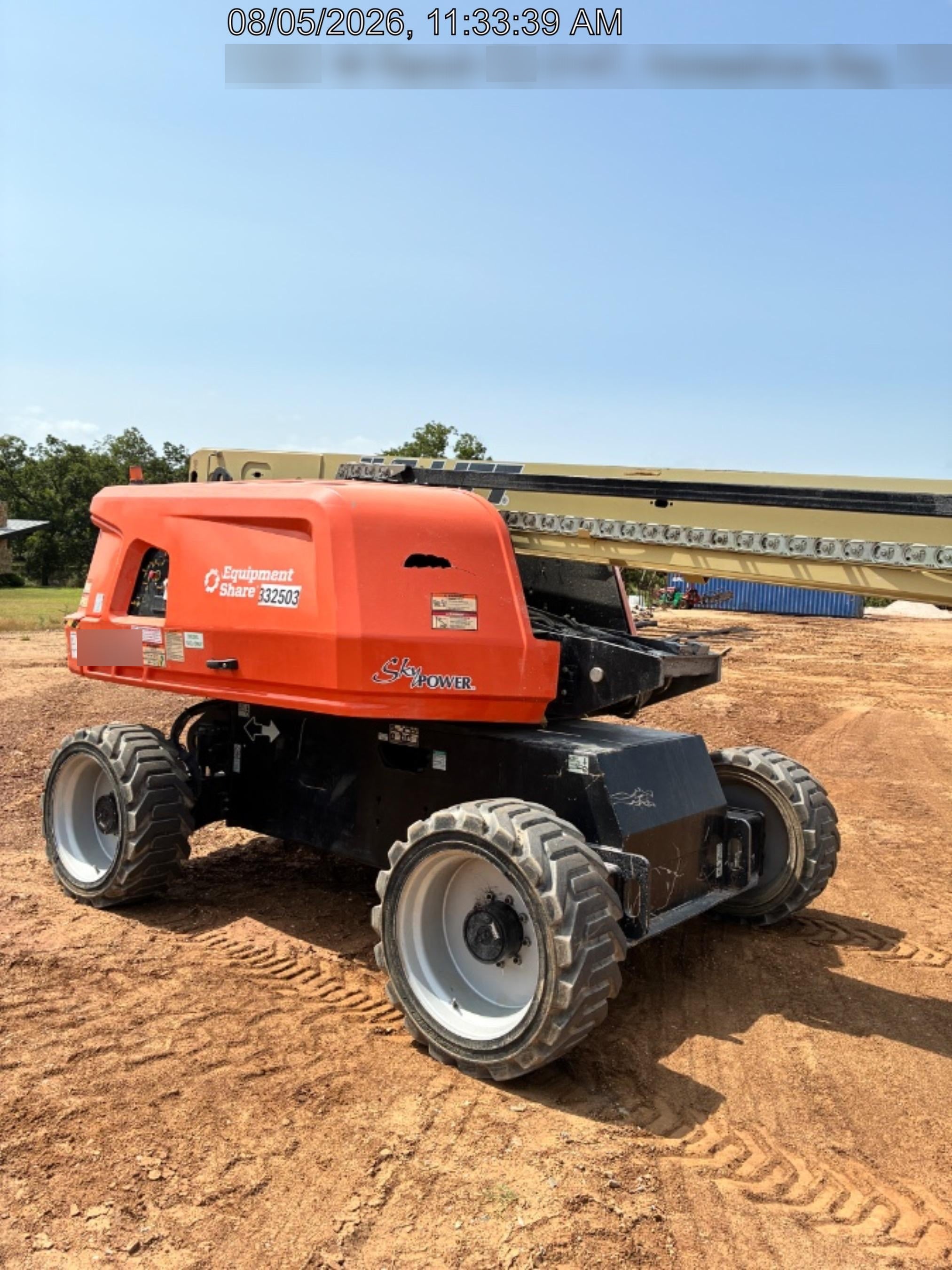 2023 JLG 660SJ