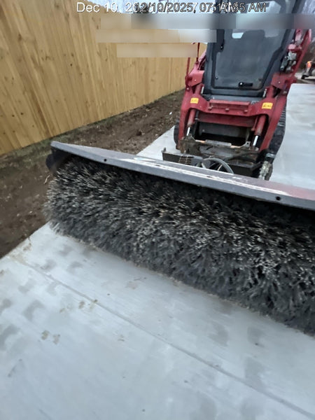 2019 PALADIN Sweepster SB72