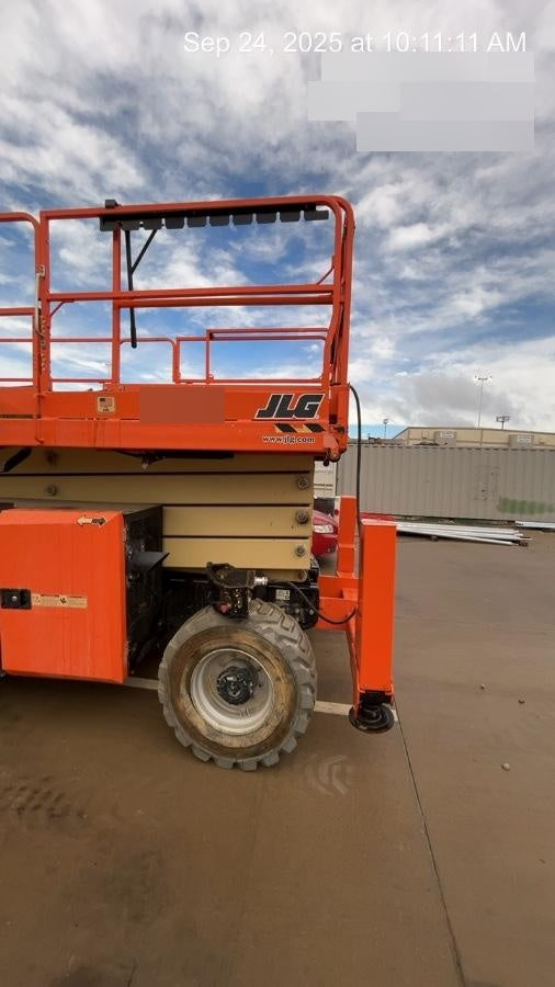 2020 JLG 430LRT