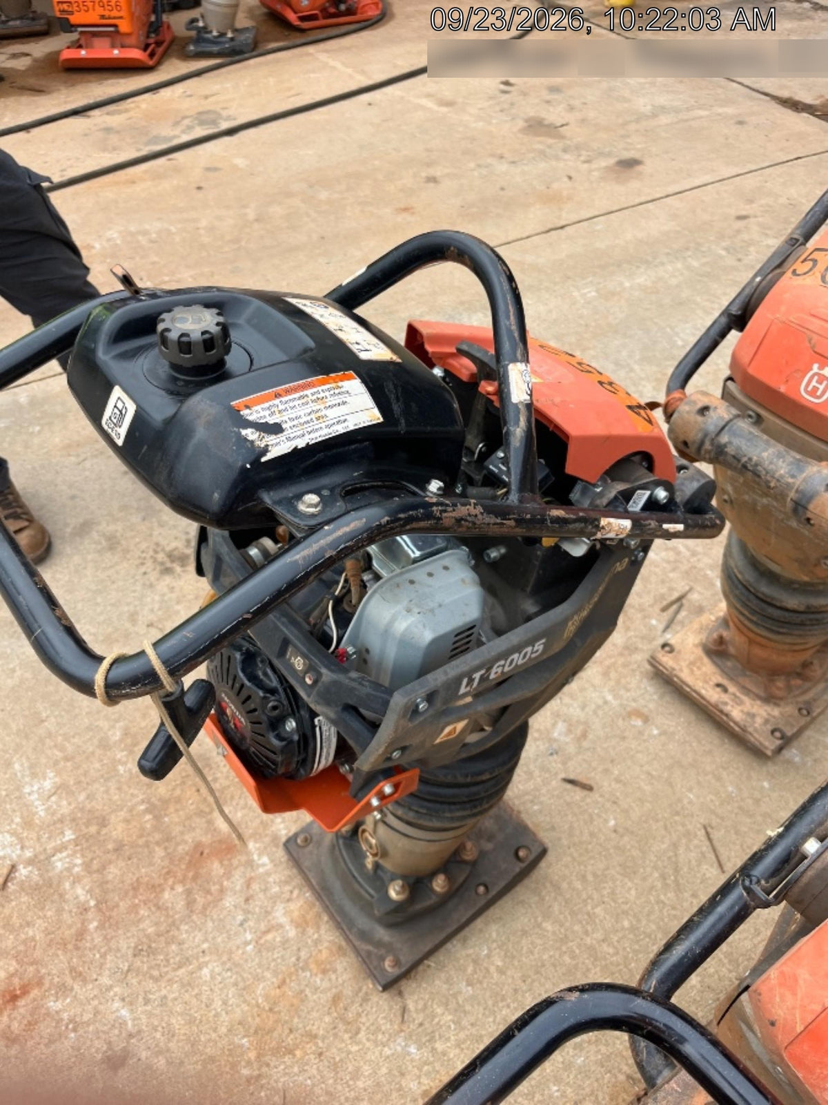 2024 HUSQVARNA LT6005