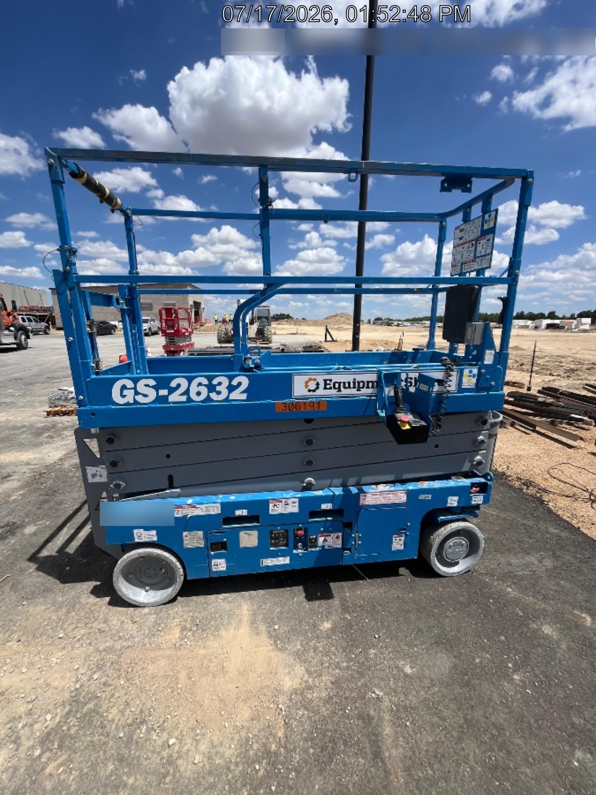 2023 GENIE GS-2632