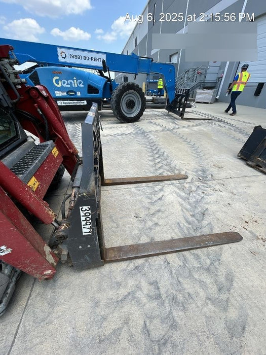 2024 PALADIN 48" Pallet Forks - Paladin