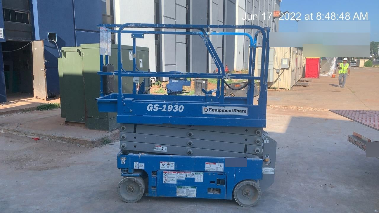 2020 Genie GS-1930 Fixed rails with chain entry gate - Pre A92.20