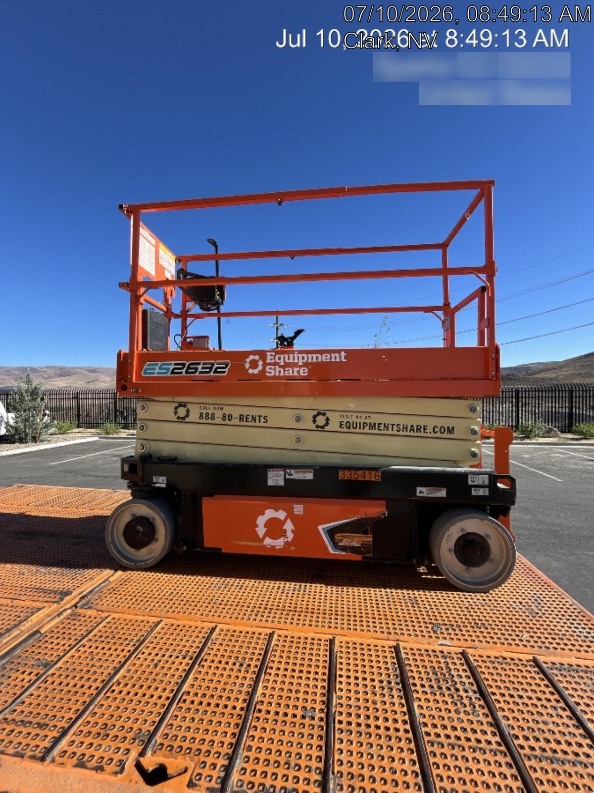 2023 JLG ES2632