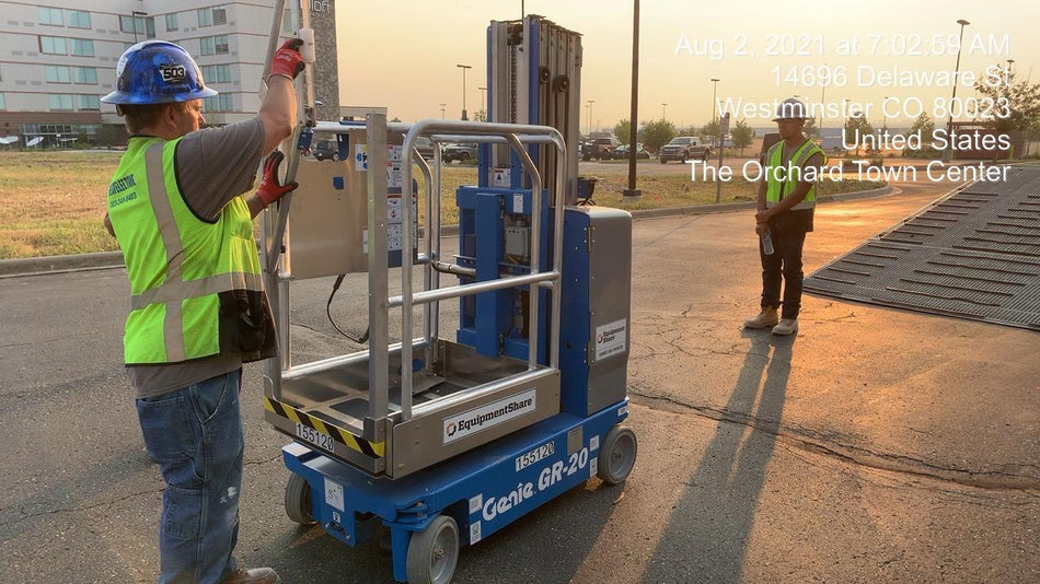 2021 GENIE GR-20
