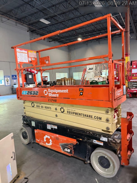 2022 JLG ES2632