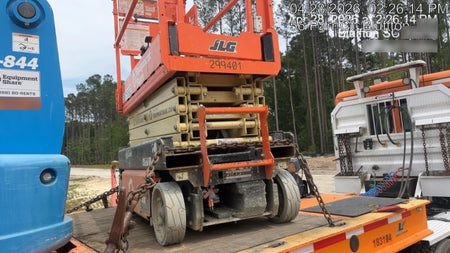 2023 JLG ES1932